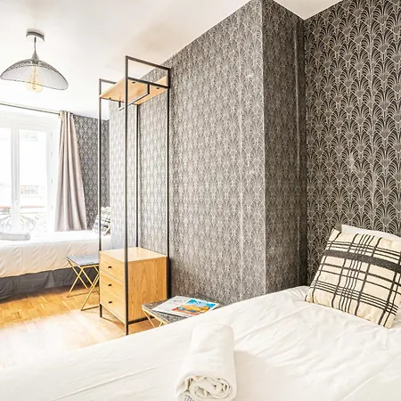 Apartment 02 - Faubourg Bail Mobilite Paris