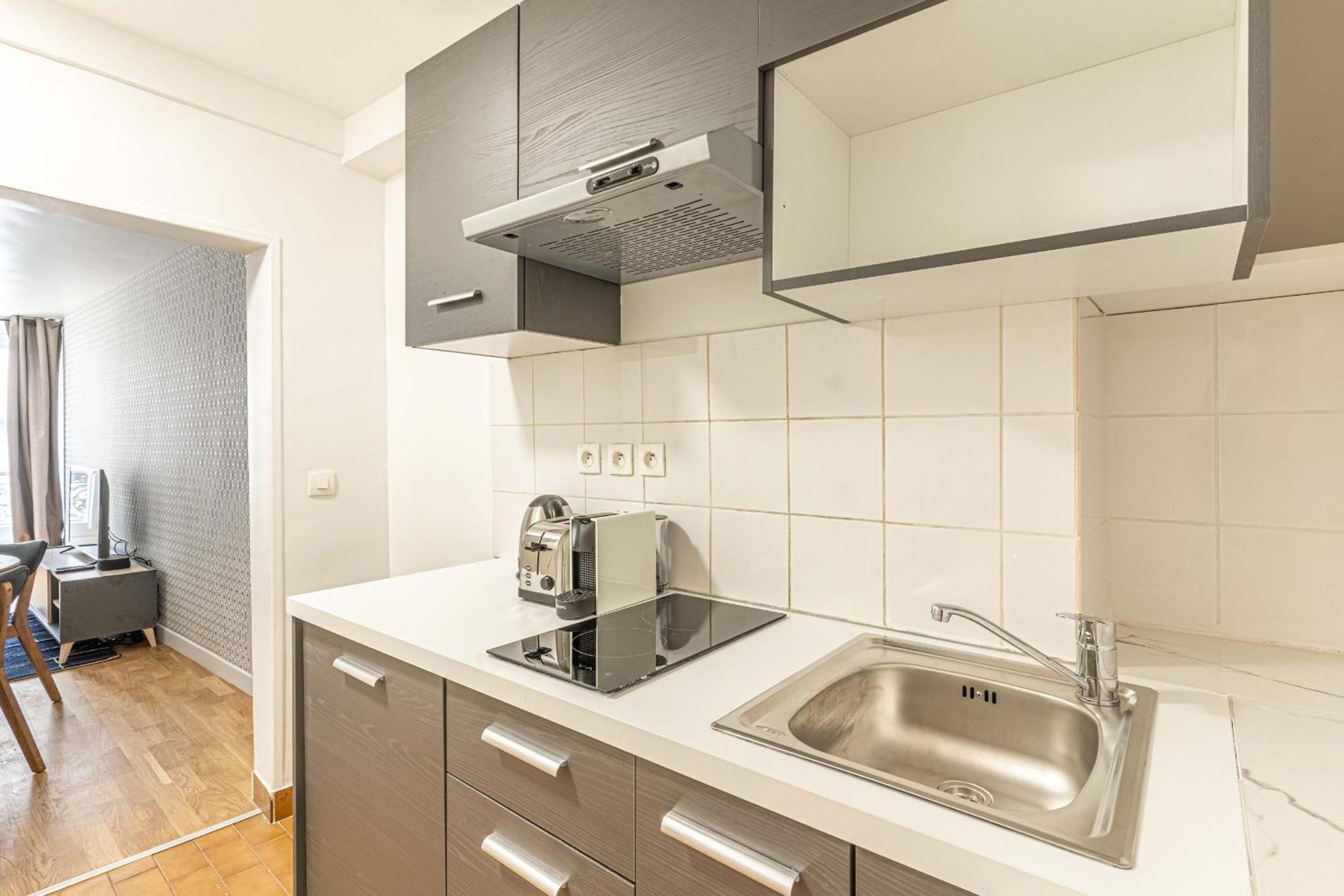 02 - Faubourg Bail Mobilite Apartment *